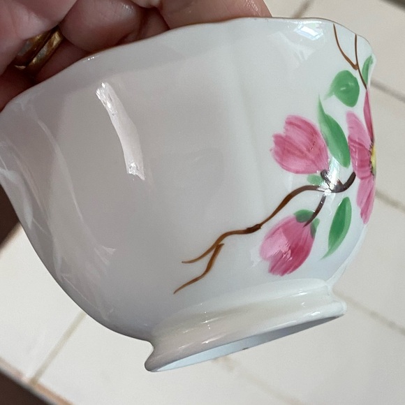 EUC VTG ADDERLEY TEACUP AND SAUCER HAND PAINTED PINK FLOWERS AND GREEN LEAVES - Picture 6 of 10